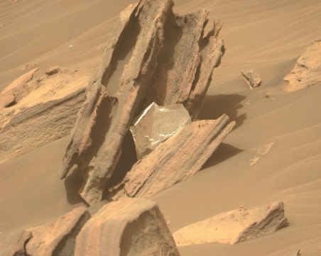 НАСА показа снимки на човешки боклук, който замърсява Марс