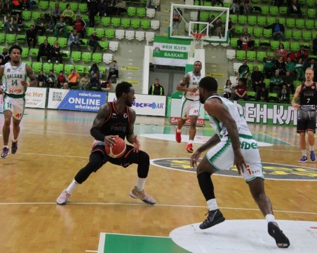 Звезда на Академик ще играе в Нова Зеландия