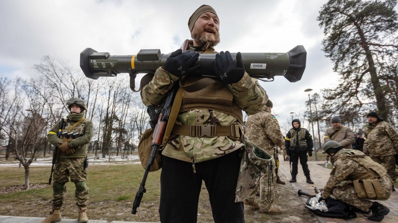 Украйна с пореден призив към Запада за оръжия