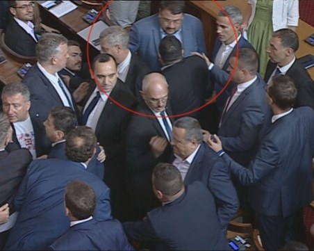 Хамид се извини на Ананиев за сблъска в НС, бил 