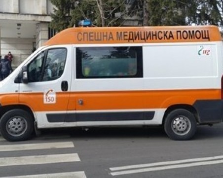 Жена зад волана загина при катастрофа край село Пирин, двама в болница