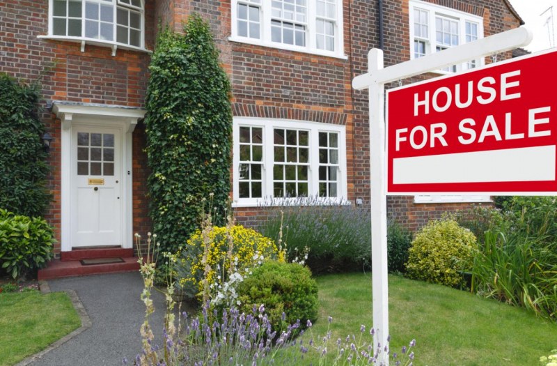 Средната цена на жилище в Обединеното кралство надхвърли 250 000