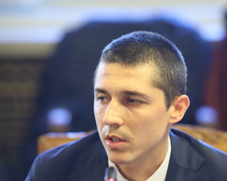 Мирослав Иванов: Зад решението на ИТН да напусне управлението стои финансов и материален интерес