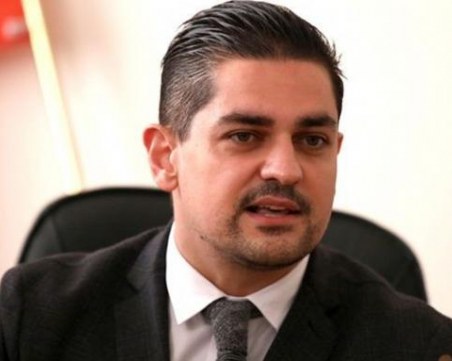 Радостин Василев си прави партия - смята, че правителство ще падне