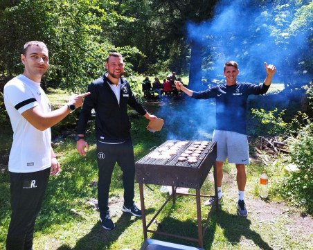 Локомотив с пикник в почивния си ден