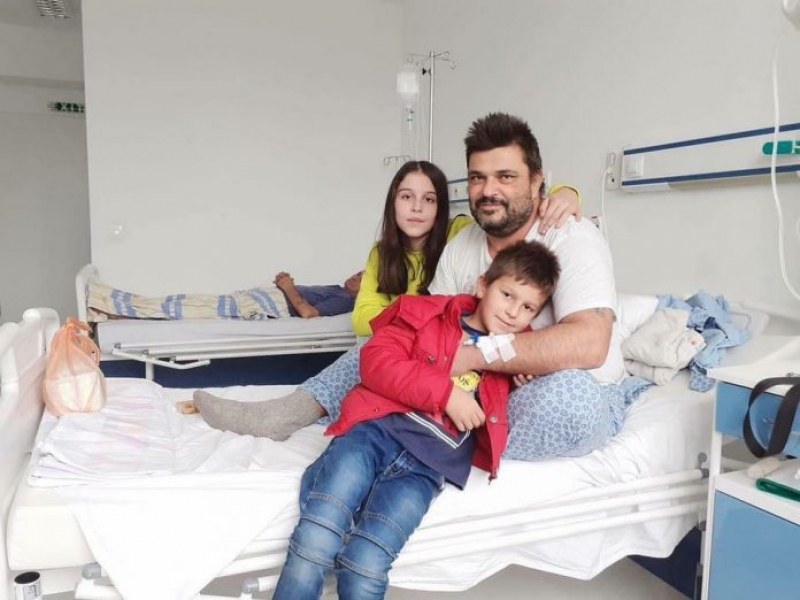 48-годишният Светлозар Дончев, който е самотен баща на две деца
