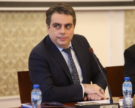 Василев: Вотът на недоверие зависи от съвестта на шестима души