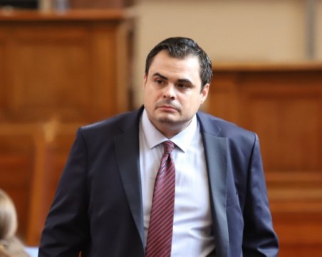 Депутат от ГЕРБ: Най-добре е изборите да са още лятото