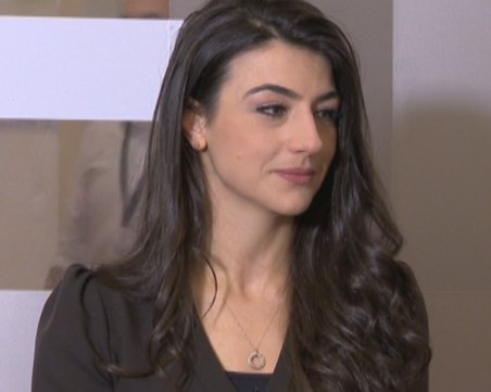 Лена Бориславова: Битката е цялата държава