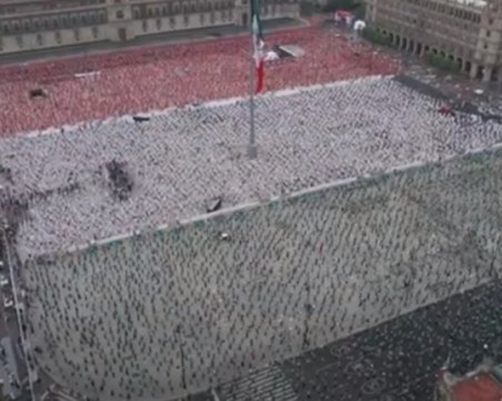 Впечатляващо! Над 14 хиляди участваха в най-големия открит урок по бокс в света