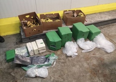 Португалската полиция съобщи че са заловени 8 тона кокаин скрити