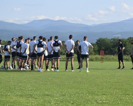 Локо близо до трети трансфер през това лято