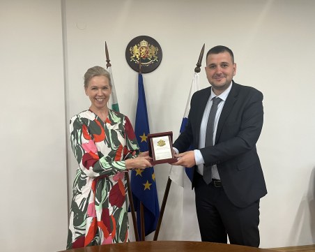 Йордан Иванов разкри пред посланичката на Финландия потенциала на град Пловдив