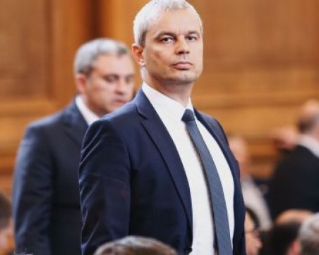 Костадинов: Една вече бивша депутатка е изживяла катарзис. И за слепците е ясно защо се случва това