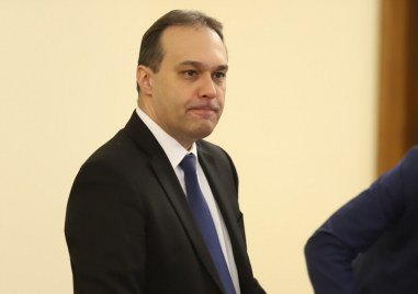 Министърът на отбраната Драгомир Заков заяви че няма информация България