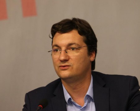 Крум Зарков поиска конгрес на БСП за смяна на Корнелия Нинова