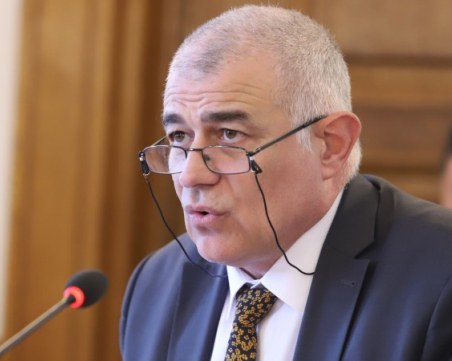 Министър Гьоков: Има голяма вероятност пенсионерите да не получат увеличението на 1 юли