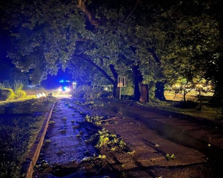 Силни бури в Сандански и в Северна Гърция! Българи в южната ни съседка: Удави ни!