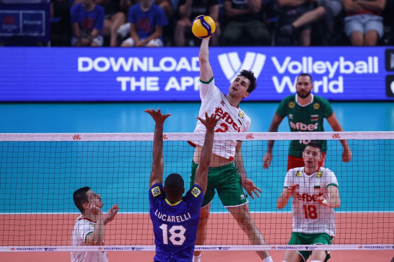 България загуби от Бразилия в Лигата на нациите по волейбол
