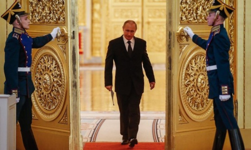 Владимир Путин ще посети две малки бивши съветски републики в