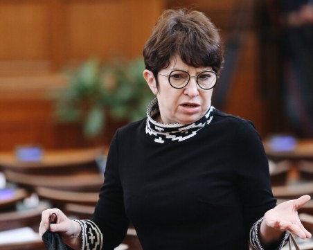 Осъдиха условно депутатката Рена Стефанова за катастрофа с блъсната пешеходка