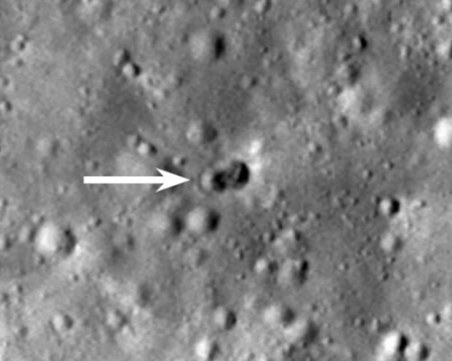 Ракетата, която се разби в Луната, остави големи следи на Земята