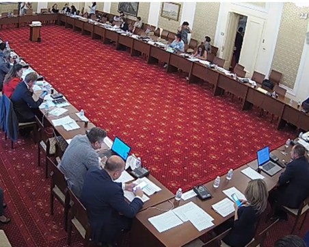 Бюджетната комисия прие държавният дълг да се увеличи с 3 млрд. лв.