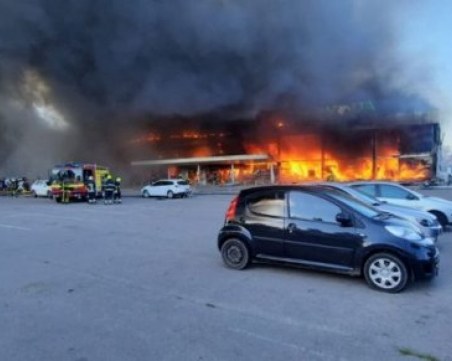 Кой е виновен за атаката срещу търговския център в Кременчуг?