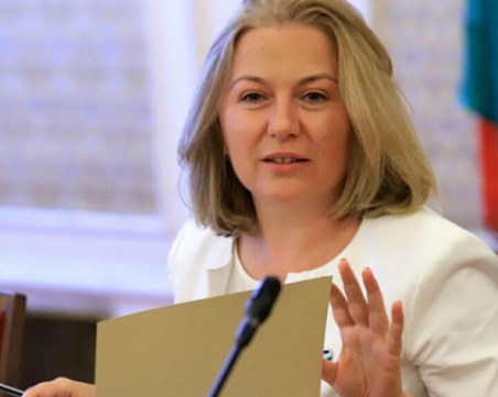 Надежда Йорданова: Най-добрият сценарий е правителство в този кабинет