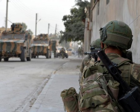 САЩ може да увеличи военното си присъствие в Полша