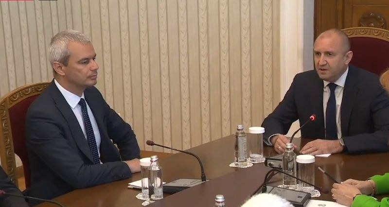 Костадинов: Няма да водим разговори с други партии, ако ни се връчи мандата – ще го върнем