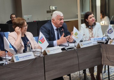 Кметът на Пловдив Здравко Димитров подписа декларация за присъединяване към