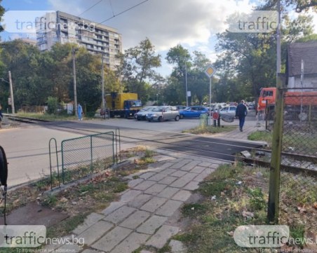 Голямо задръстване заради ремонт на прелеза на 