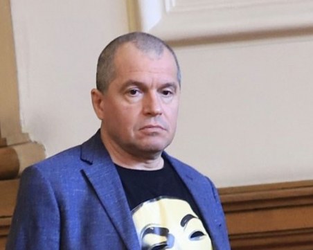 Тошко Йорданов: Кирил Петков е Бойко Борисов с диплома от Харвард