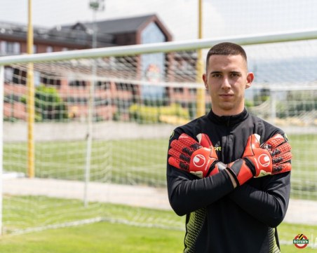 Вратар от Ботев отиде в Спартак Варна