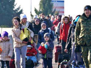 EK увеличава помощта за украинските бежанци