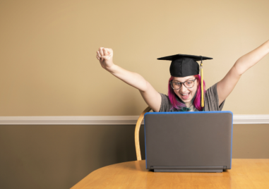 Дипломирането е значим и запомнящ се момент не само в