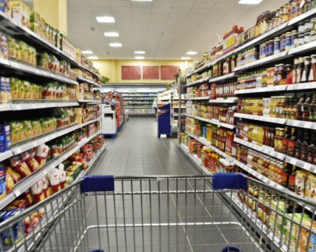 Производствените цени скочиха с 40% за година! Очаква се нов ръст на храни и стоки по магазините