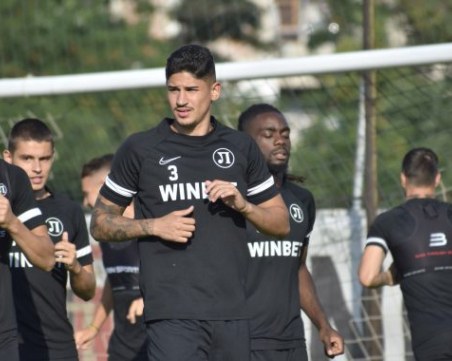 Бразилец започна тренировки с Локомотив, днес представят отбора