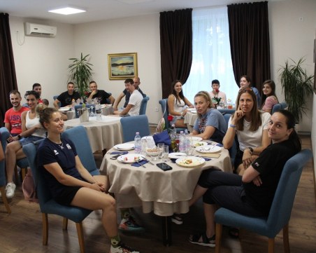 Волейболните шампионки от Марица се похвалиха с чисто нов спортен ресторант