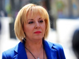 Мая Манолова за ПП: Всичко приключи с напазаруваните депутати