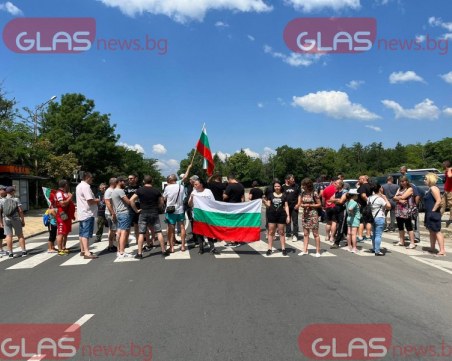 Протестно шествие в Сопот срещу високите цени на горивата