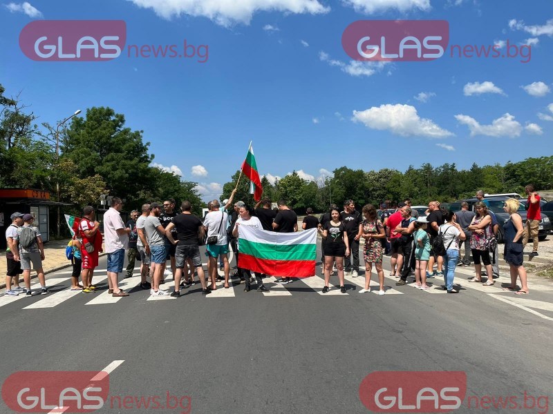 Протестно шествие в Сопот срещу високите цени на горивата