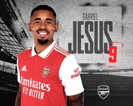 Арсенал официално представи Жезус