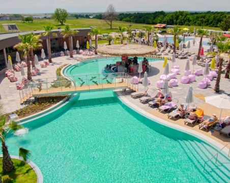 Мъж пострада в хисарски комплекс,  версиите за инцидента коренно различни