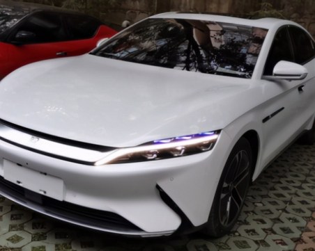 Китайски производител изпревари Tesla при електромобилите