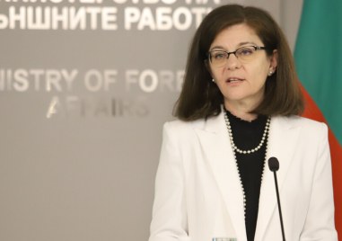 Външният министър в оставка Теодора Генчовска определи като притеснителни сблъсъците