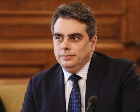 Асен Василев: Нямаме 121 гласа