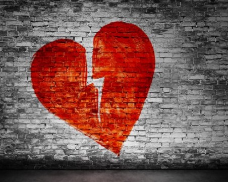 Зодиите с лош късмет в любовта това лято