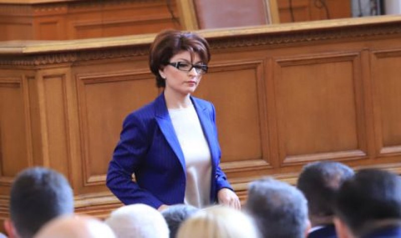 Атанасова: Управленската програма е сбирщайн, сглобен за две нощи